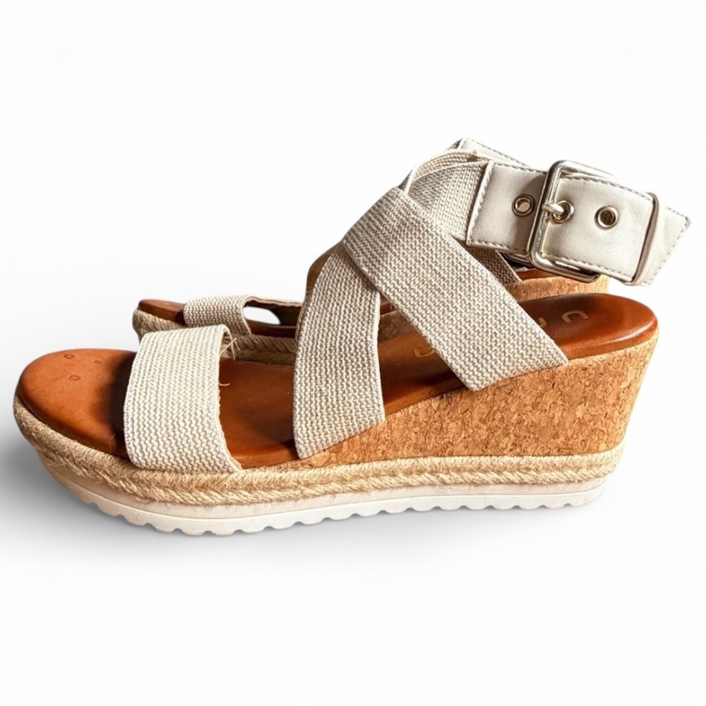 Unisa Cream Wedge Sandals size 7
